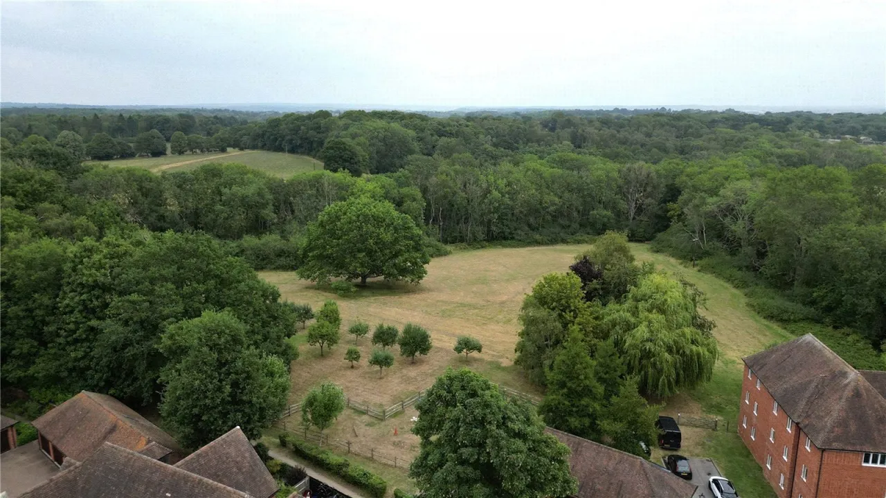 Abbey Gardens, Upper Woolhampton, RG7, photo 14