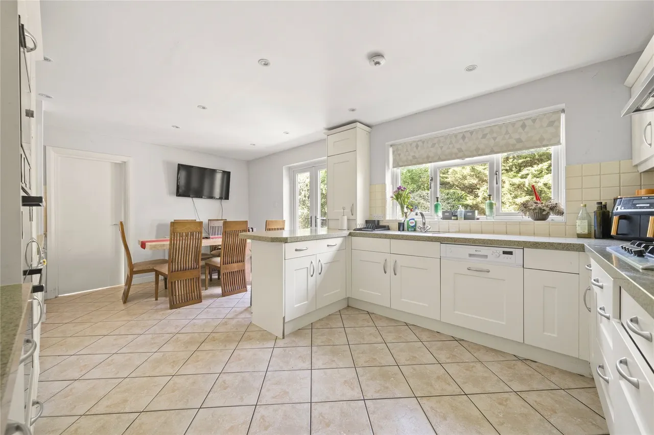 Ashcroft Park, Cobham, KT11, photo 5