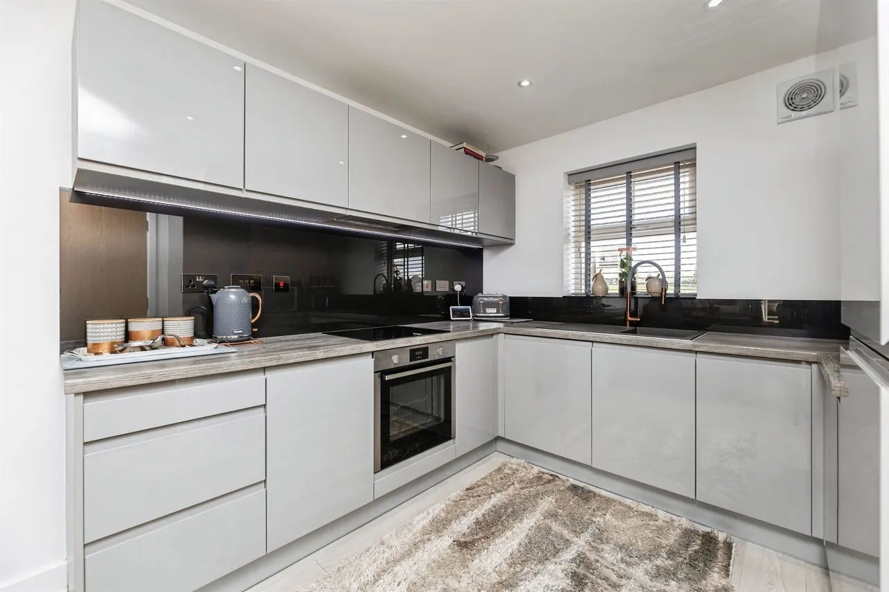 Camplin Close, Ackworth, WF7, photo 5