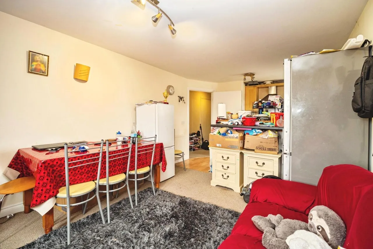 Glendinning Avenue, Weymouth, DT4, photo 4