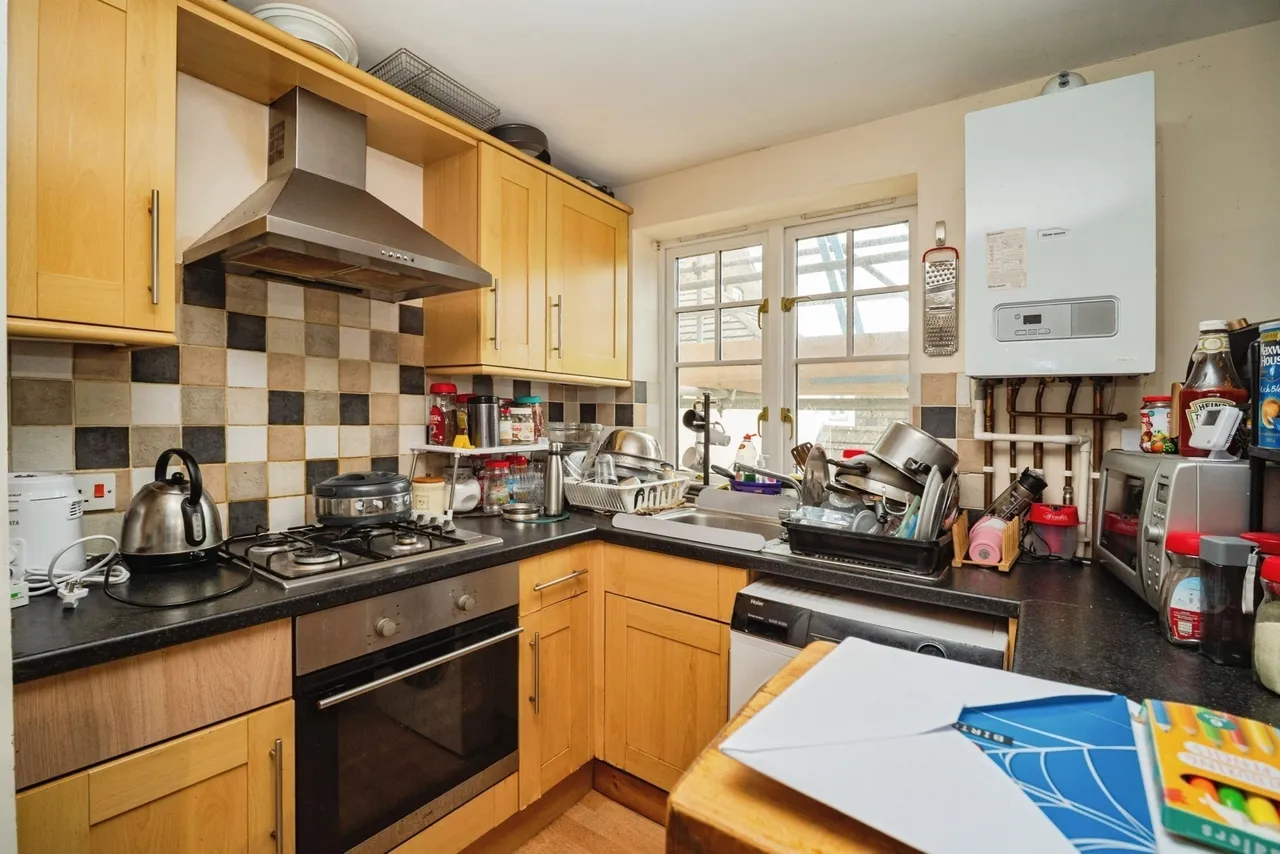 Glendinning Avenue, Weymouth, DT4, photo 5