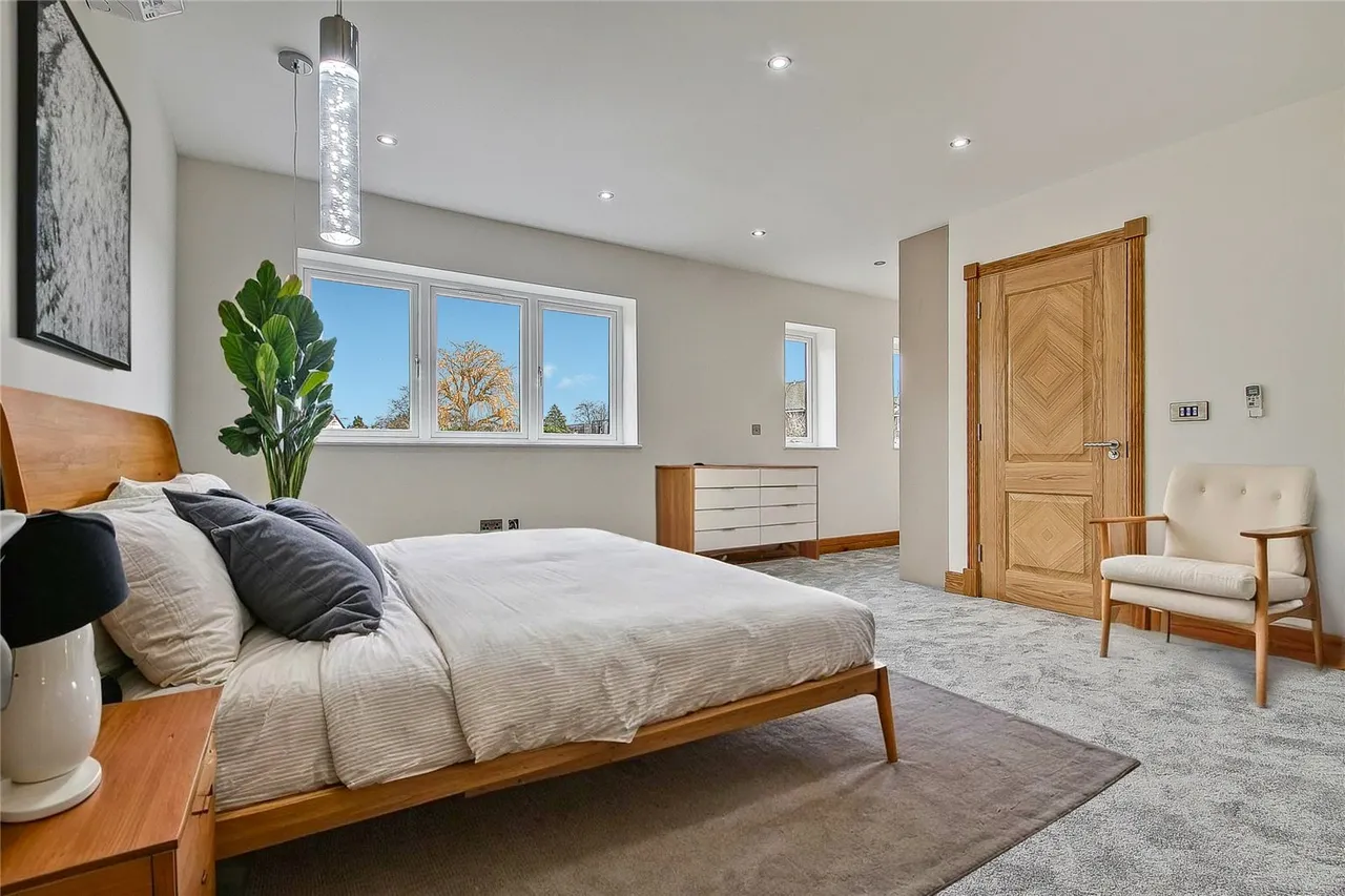 Gloucester Road, Barnet, EN5, photo 17