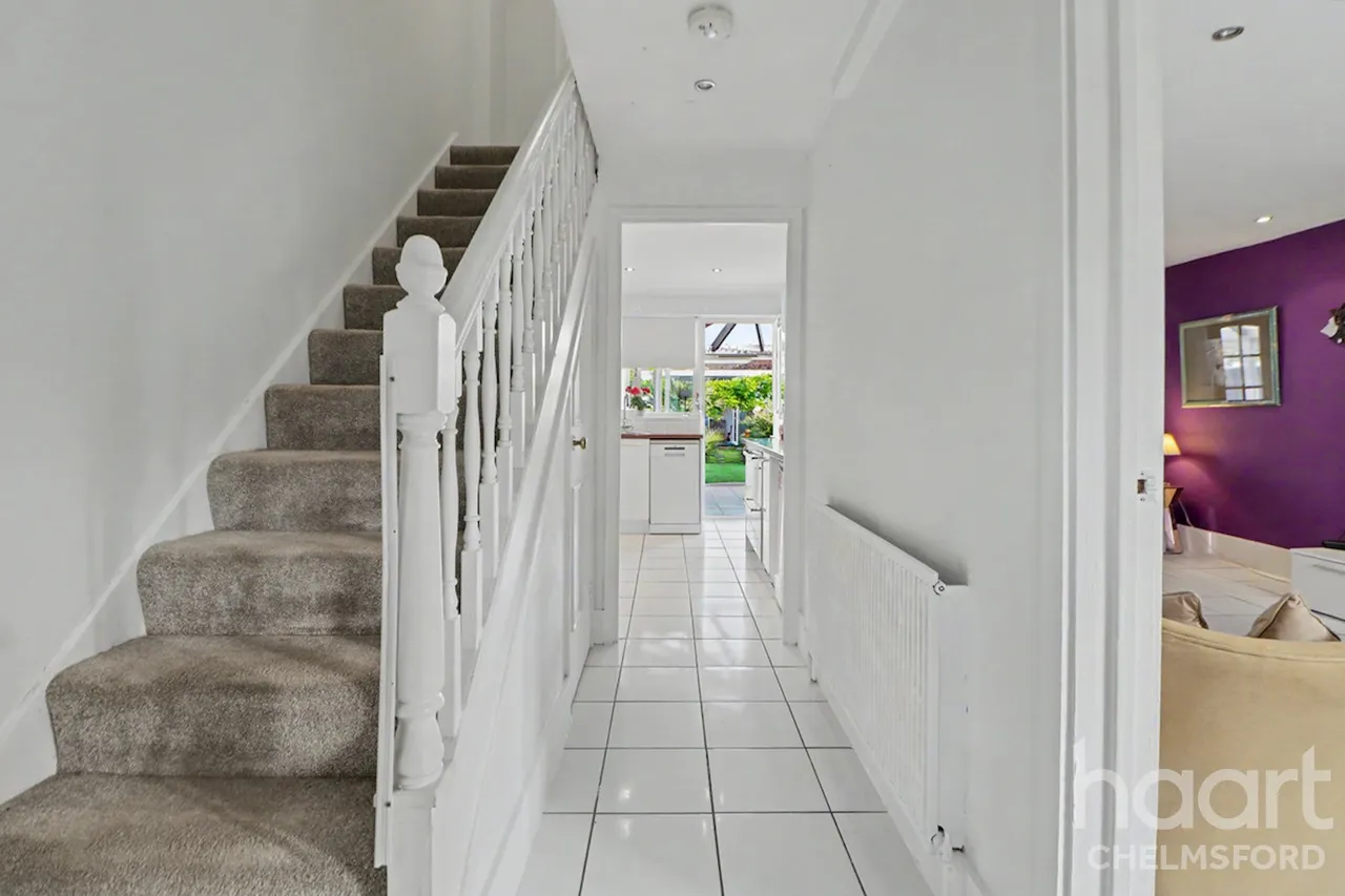 Abbotsleigh Road, Chelmsford, CM3, photo 2