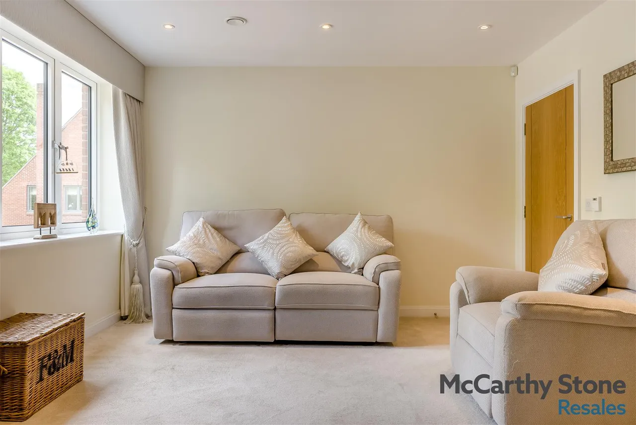 Hale Road, Wendover, HP22, photo 4