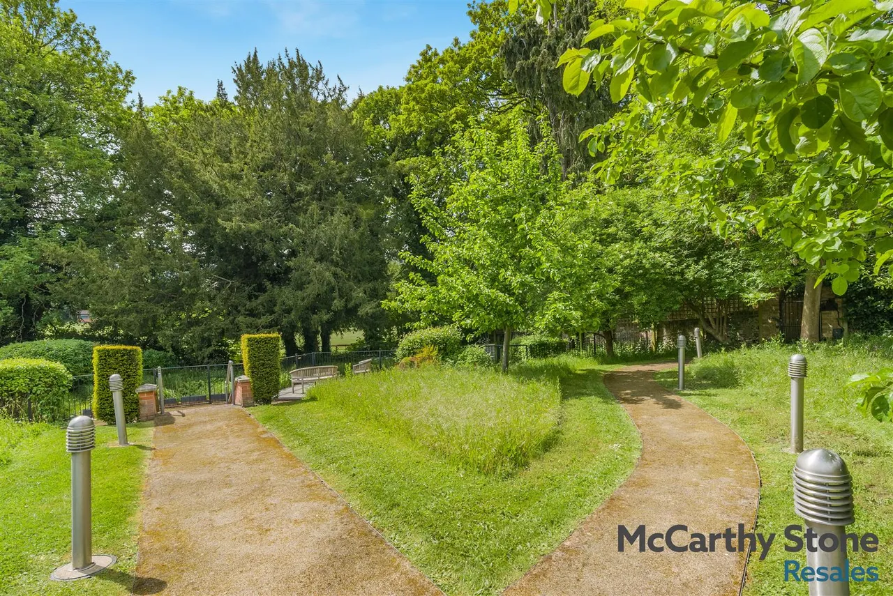 Hale Road, Wendover, HP22, photo 26