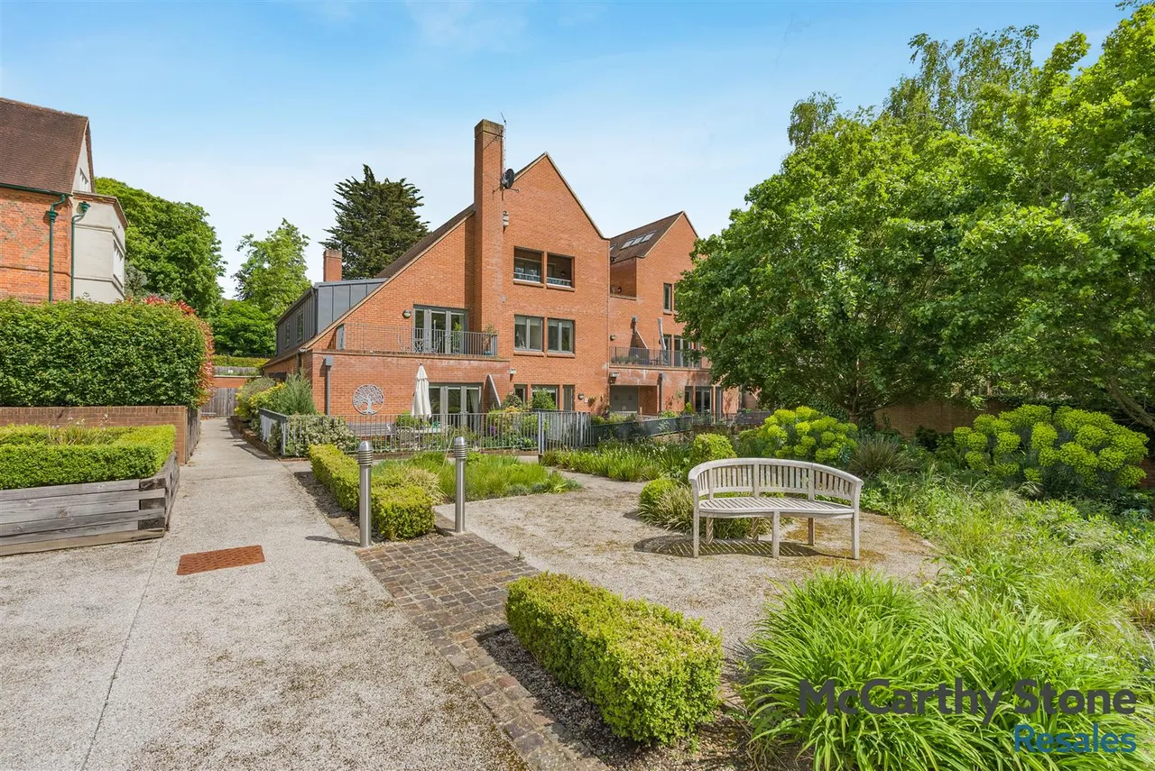 Hale Road, Wendover, HP22, photo 28