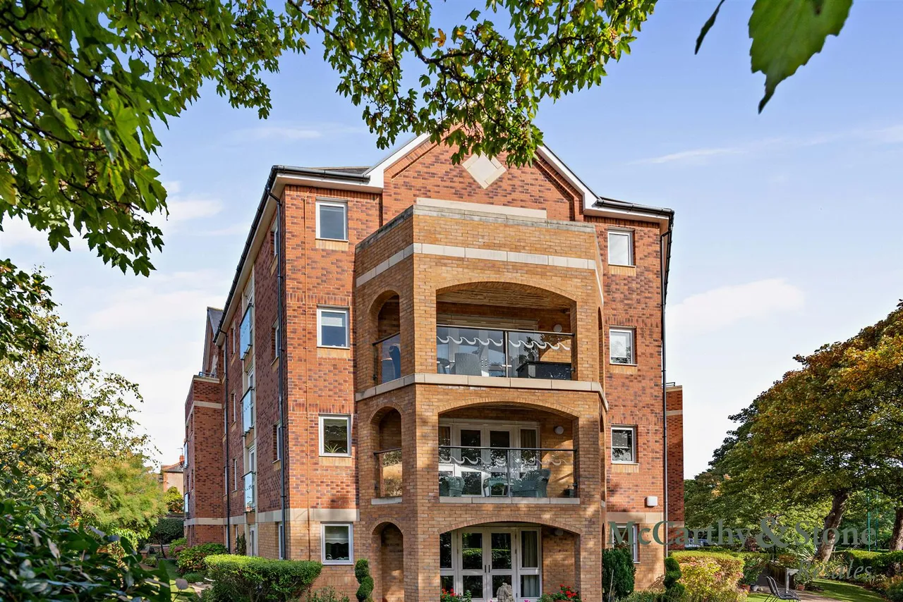 1 bed flat for sale, Glenside, Saltburn-By-The-Sea, TS12