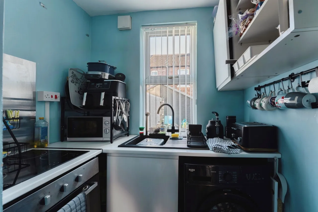 Lloyd Avenue, Birkenhead, CH41, photo 7