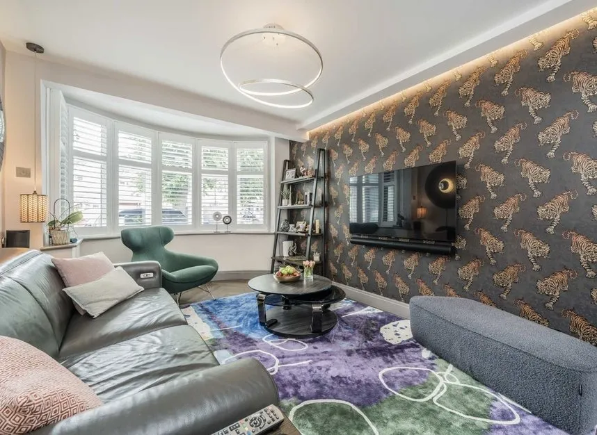 Thames Avenue, Ealing, UB6, photo 3
