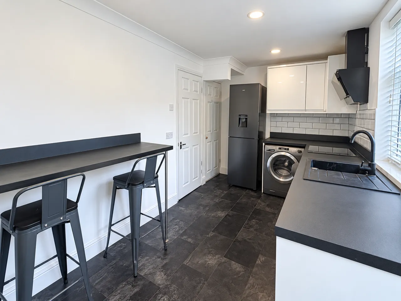 Noreen Avenue, Prestwich, M25, photo 10