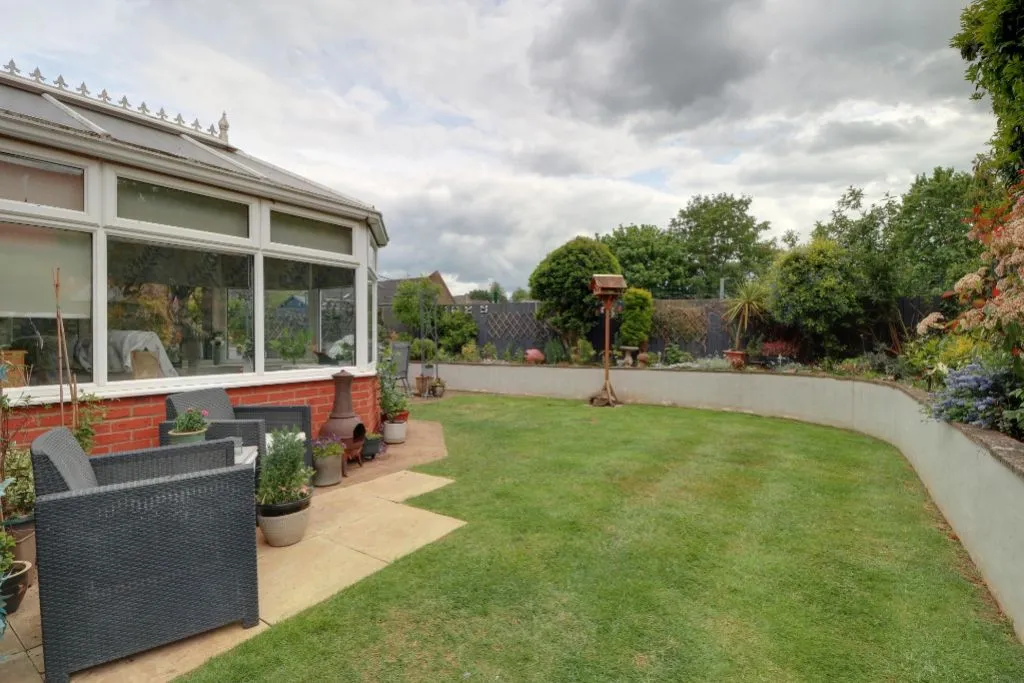 Adcock Close, Corby Glen, NG33, photo 16