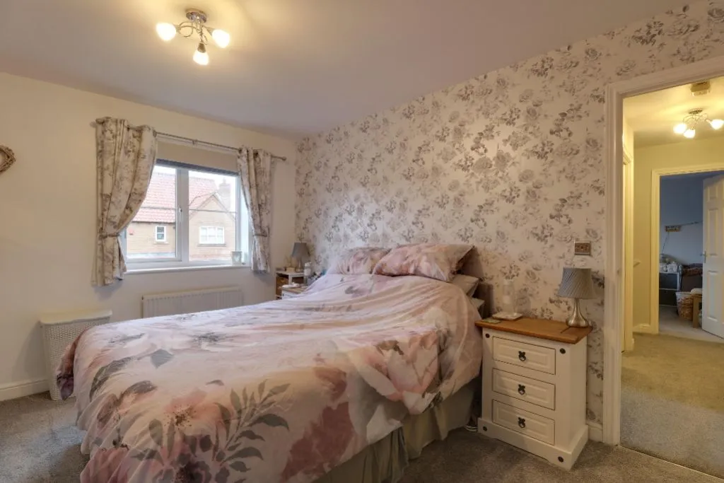 Adcock Close, Corby Glen, NG33, photo 9