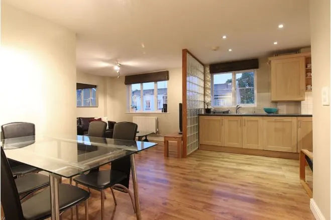 Chandler Way, London, SE15, photo 13