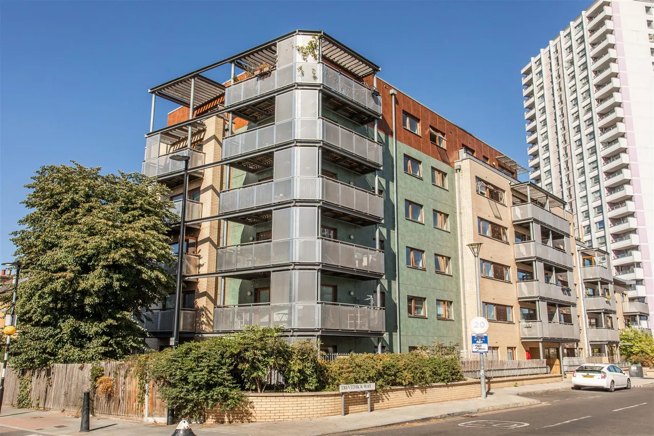 Trevithick Way, Bow, photo 14