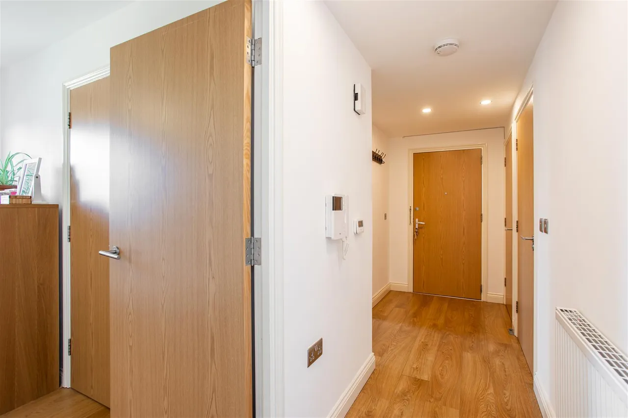 Trevithick Way, Bow, photo 13