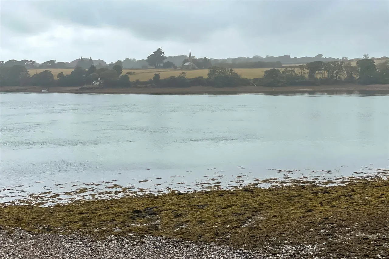 Ffordd Heulyn, Y Felinheli, photo 24