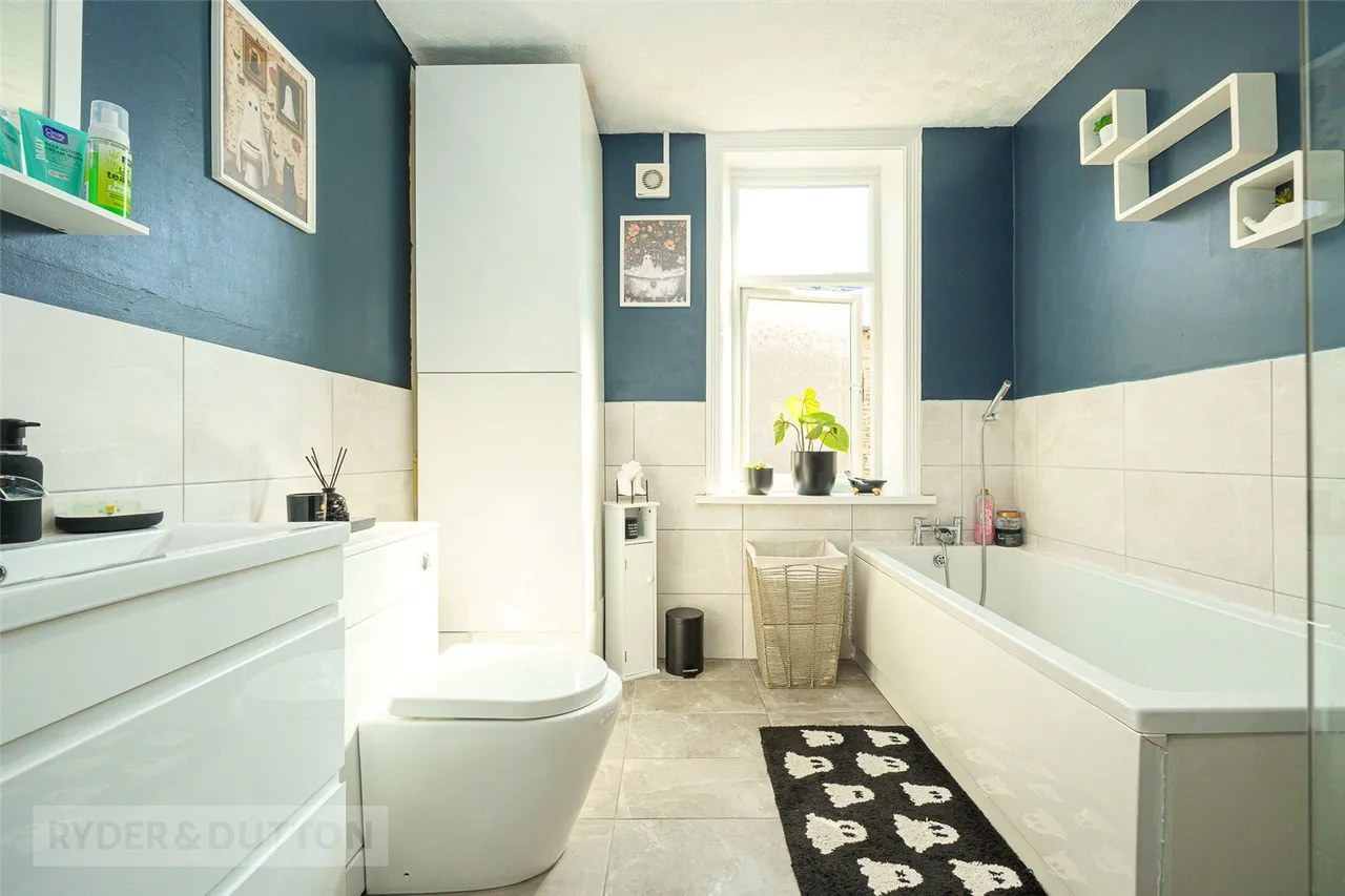 Mitchell Street, Sowerby Bridge, HX6, photo 10