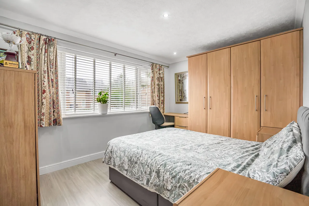 Amberley Close, Bolton, BL3, photo 12