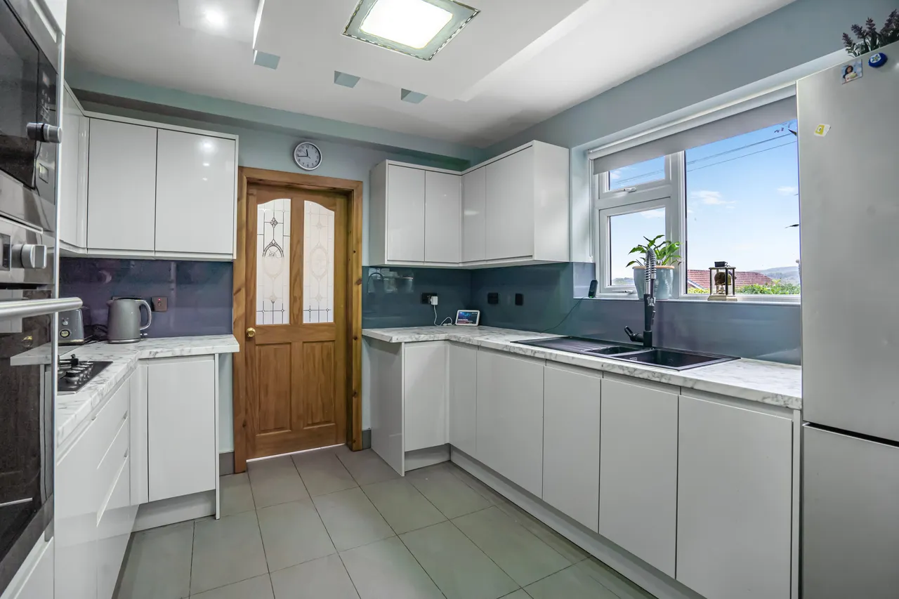 Amberley Close, Bolton, BL3, photo 6