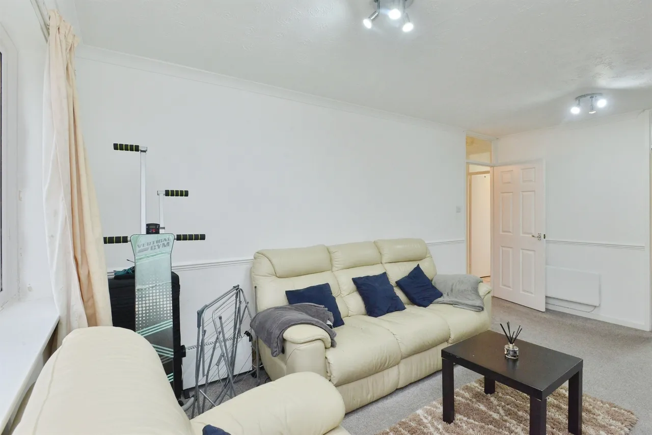 Ormonde, Stantonbury, MK14, photo 6