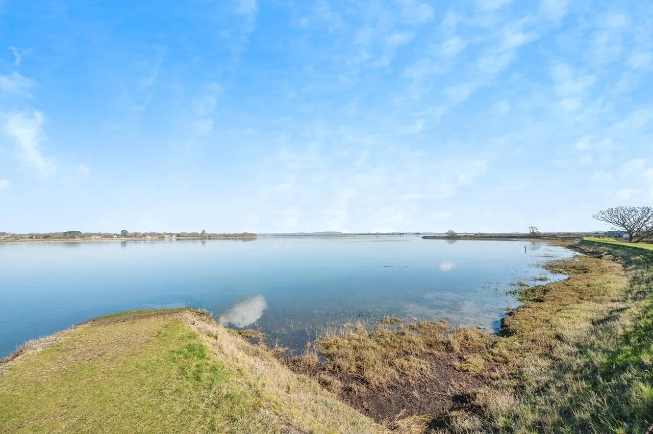 Havant Road, Hayling Island, PO11, photo 6