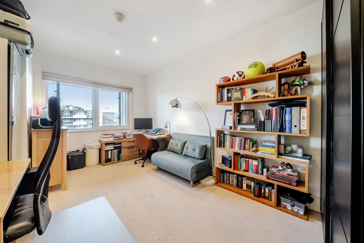 Cornell Square, Nine Elms, SW8, photo 12