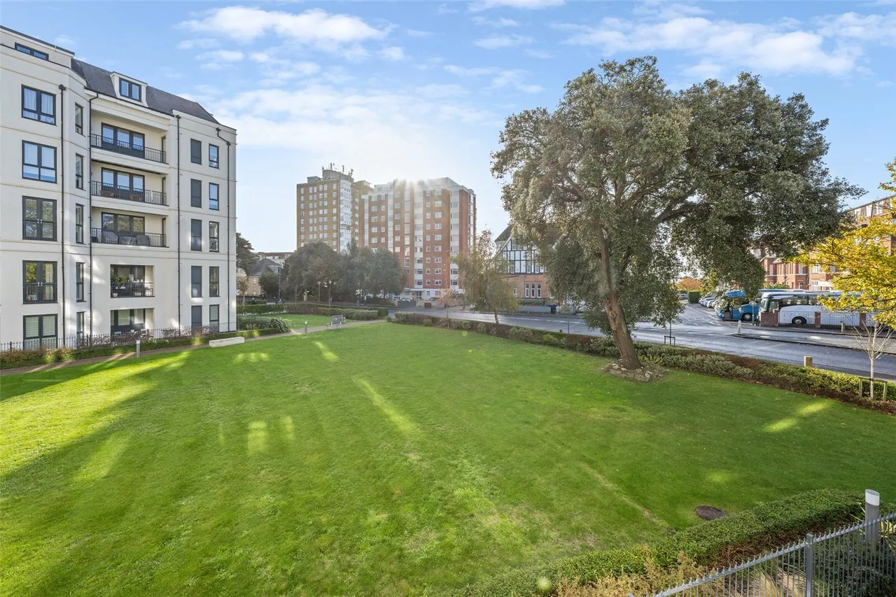 West Cliff Road, Bournemouth, BH2, photo 7