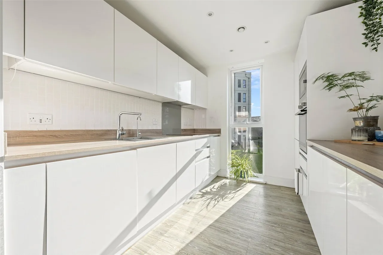 West Cliff Road, Bournemouth, BH2, photo 12
