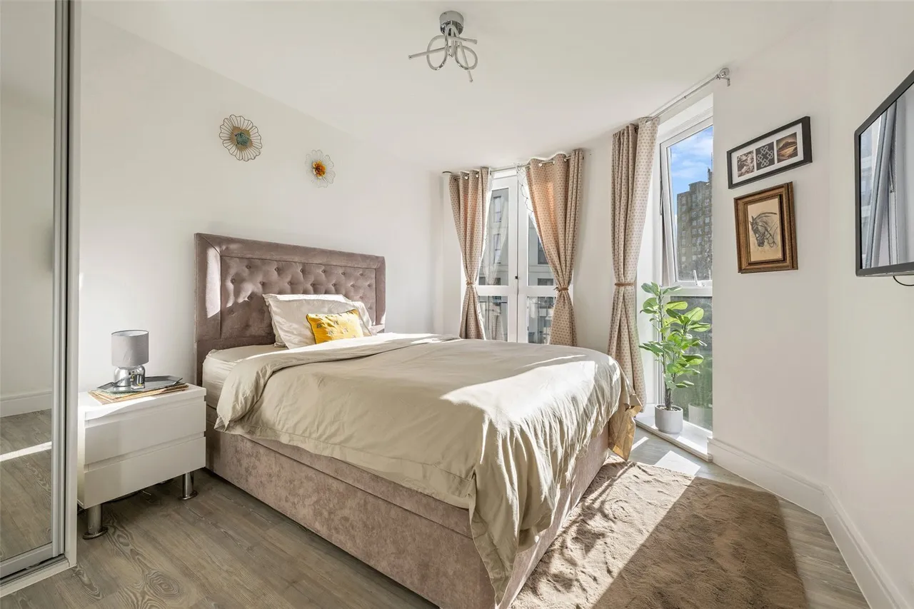 West Cliff Road, Bournemouth, BH2, photo 2