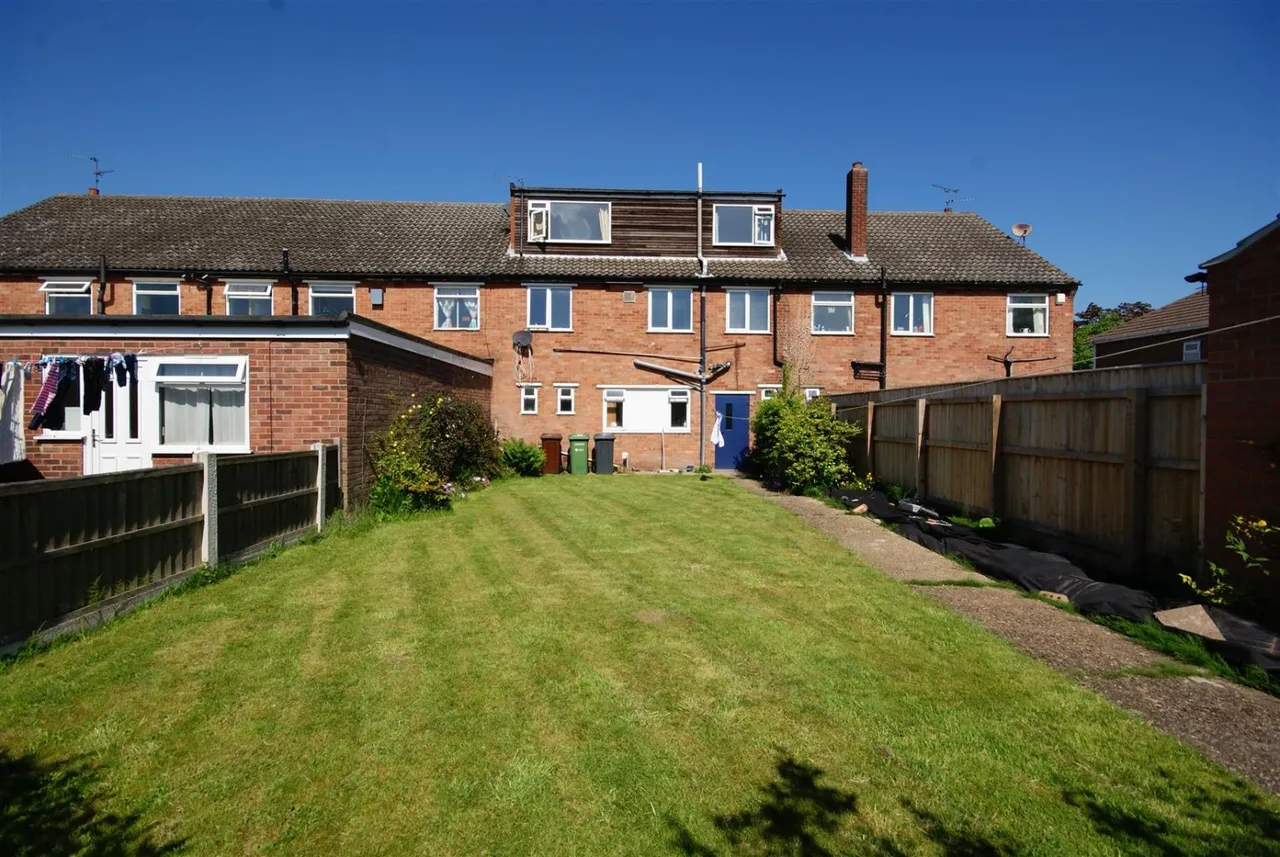 3 bed flat to rent, Grange Crescent, Lincoln, LN6
