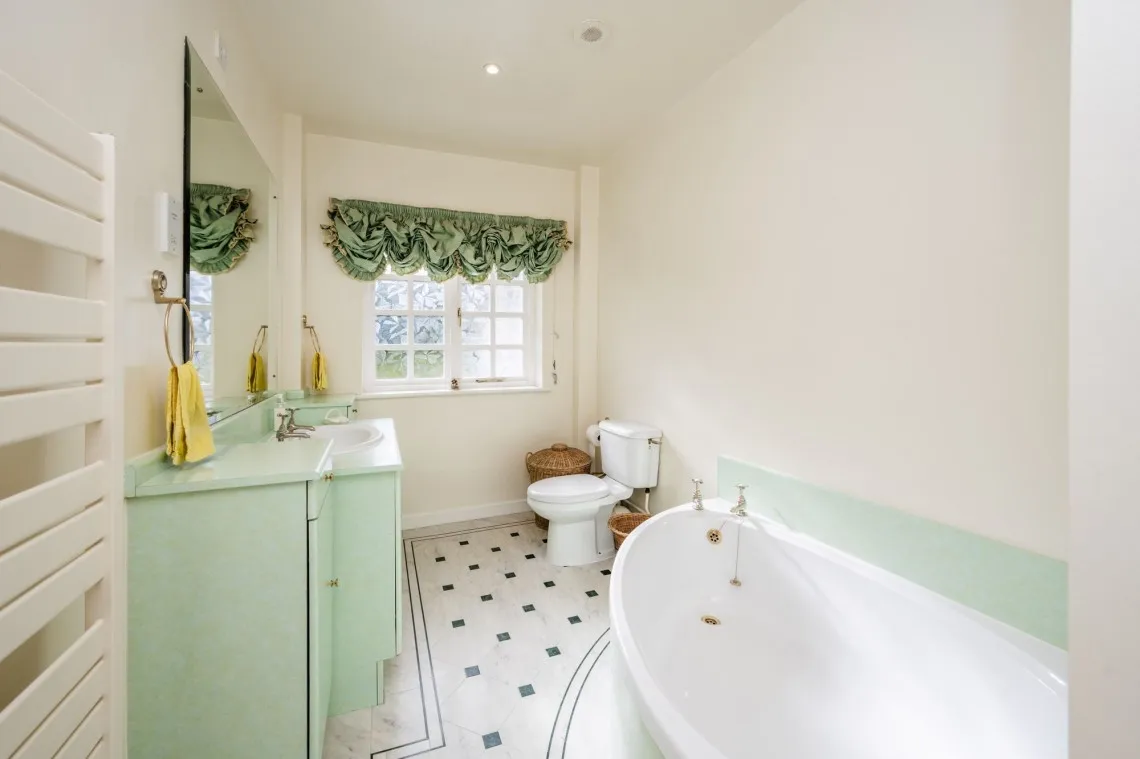Higher Lane, Dalton, WN8, photo 19