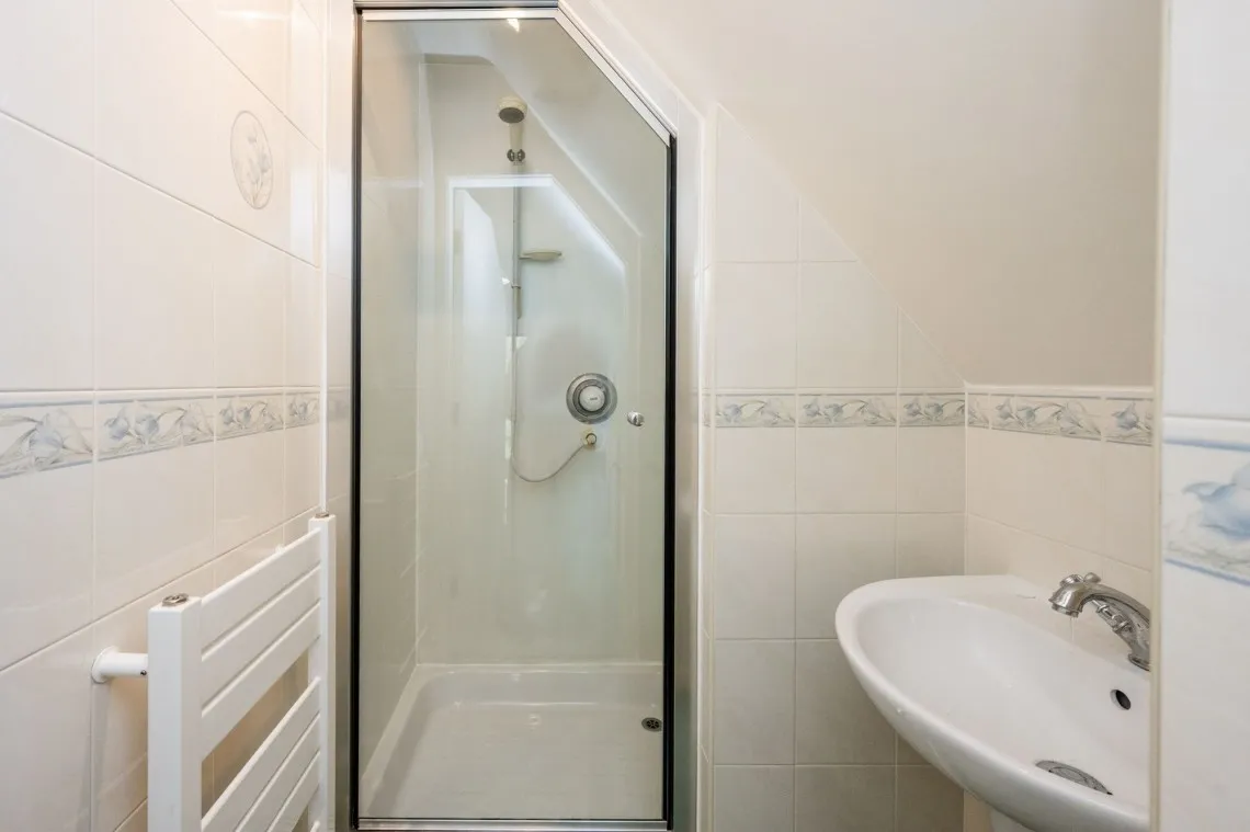 Higher Lane, Dalton, WN8, photo 24