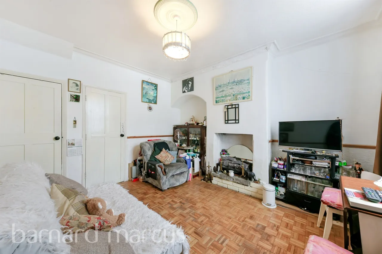Coteford Street, London, SW17, photo 2