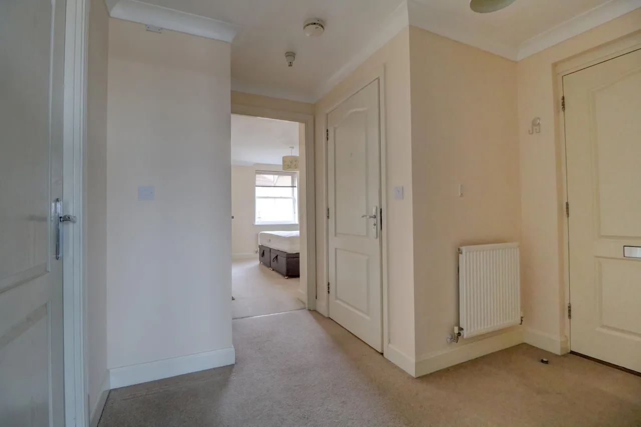 Running Foxes Lane, Singleton, TN23, photo 8