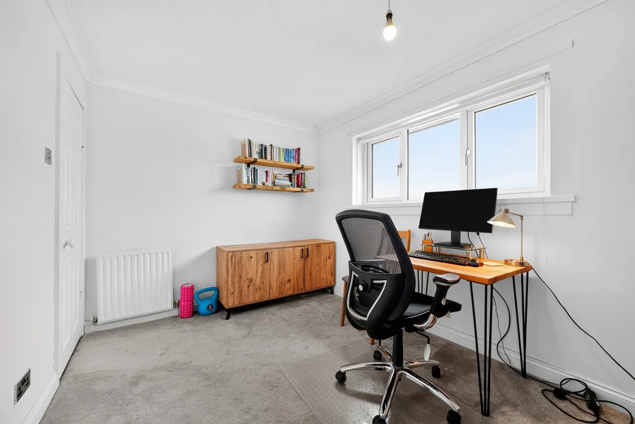 Tanzieknowe Road, Cambuslang, G72, photo 9