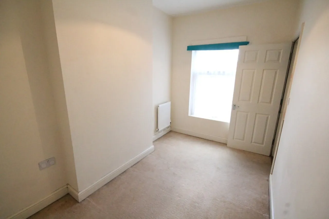 Ramsbottom Street, Crewe, photo 8