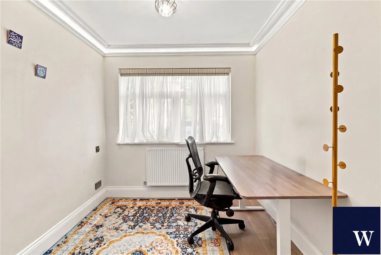 Woodberry Gardens, North Finchley, N12, photo 8