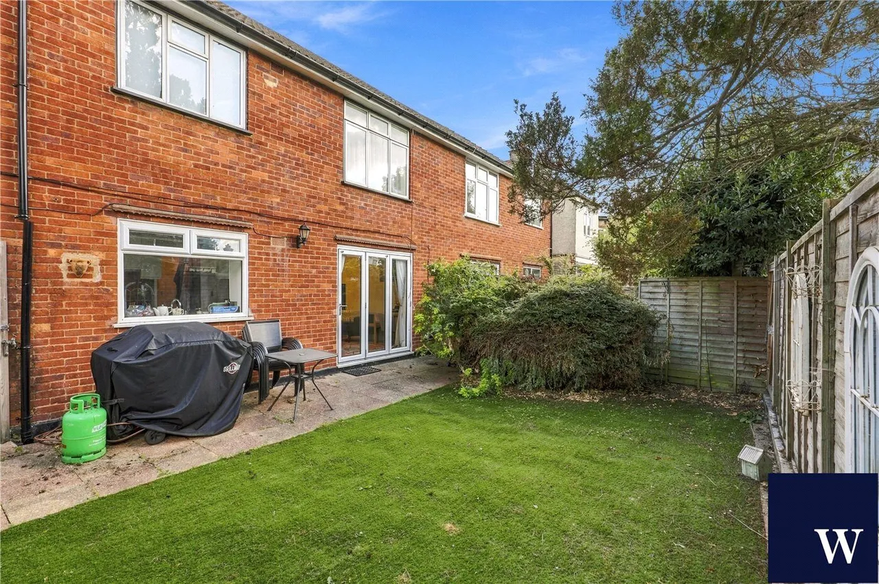 Woodberry Gardens, North Finchley, N12, photo 18