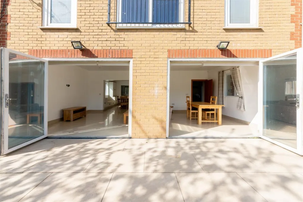 Lane End, Catbrain Lane, Cribbs Causeway, Bristol, BS10 7TJ, photo 24