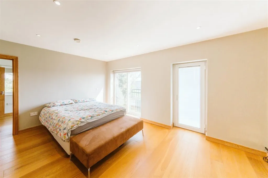 Lane End, Catbrain Lane, Cribbs Causeway, Bristol, BS10 7TJ, photo 11