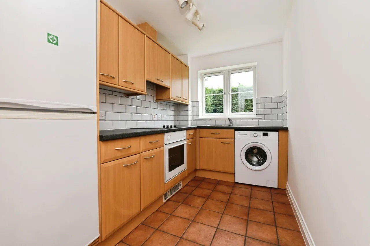 Hart Road, Benfleet, Essex, SS7, photo 6