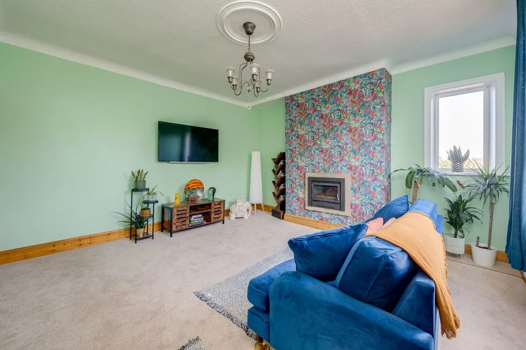 Penfield Road, Drighlington BD11 1DJ, photo 5