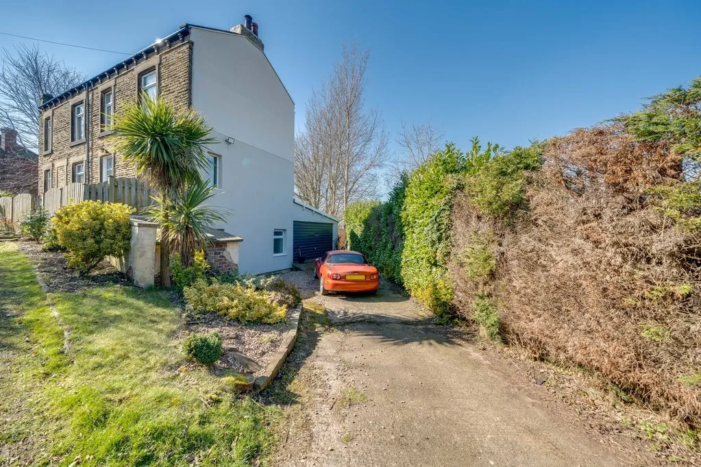 Penfield Road, Drighlington BD11 1DJ, photo 17