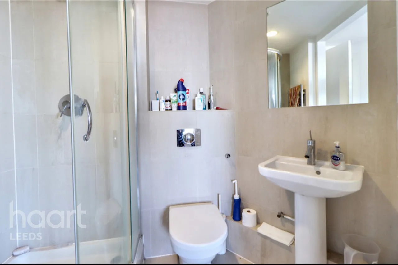 Water Lane, Leeds, LS11, photo 7