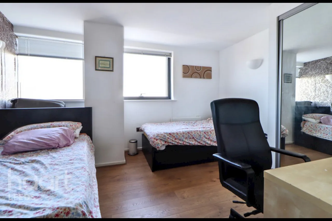 Water Lane, Leeds, LS11, photo 6
