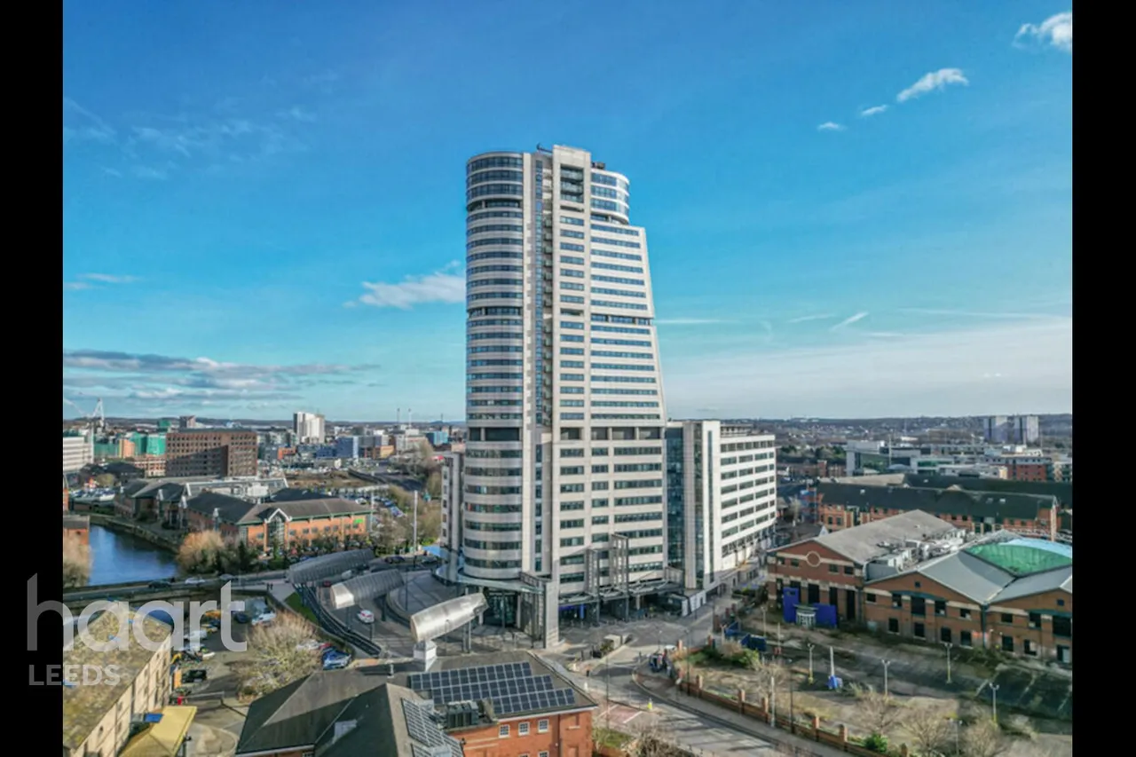2 bed flat for sale, Water Lane, Leeds, LS11