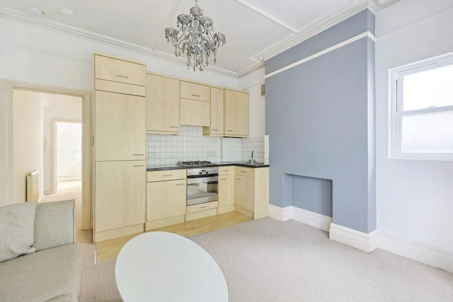 Sutton Lane South, London, W4, photo 7