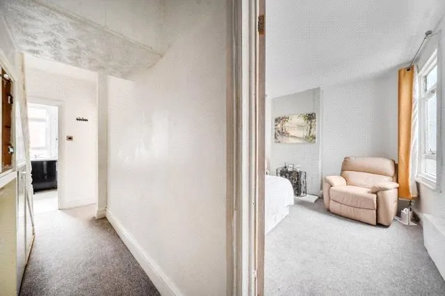 Shelley Street, Swindon, SN1, photo 9