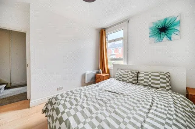 Shelley Street, Swindon, SN1, photo 7