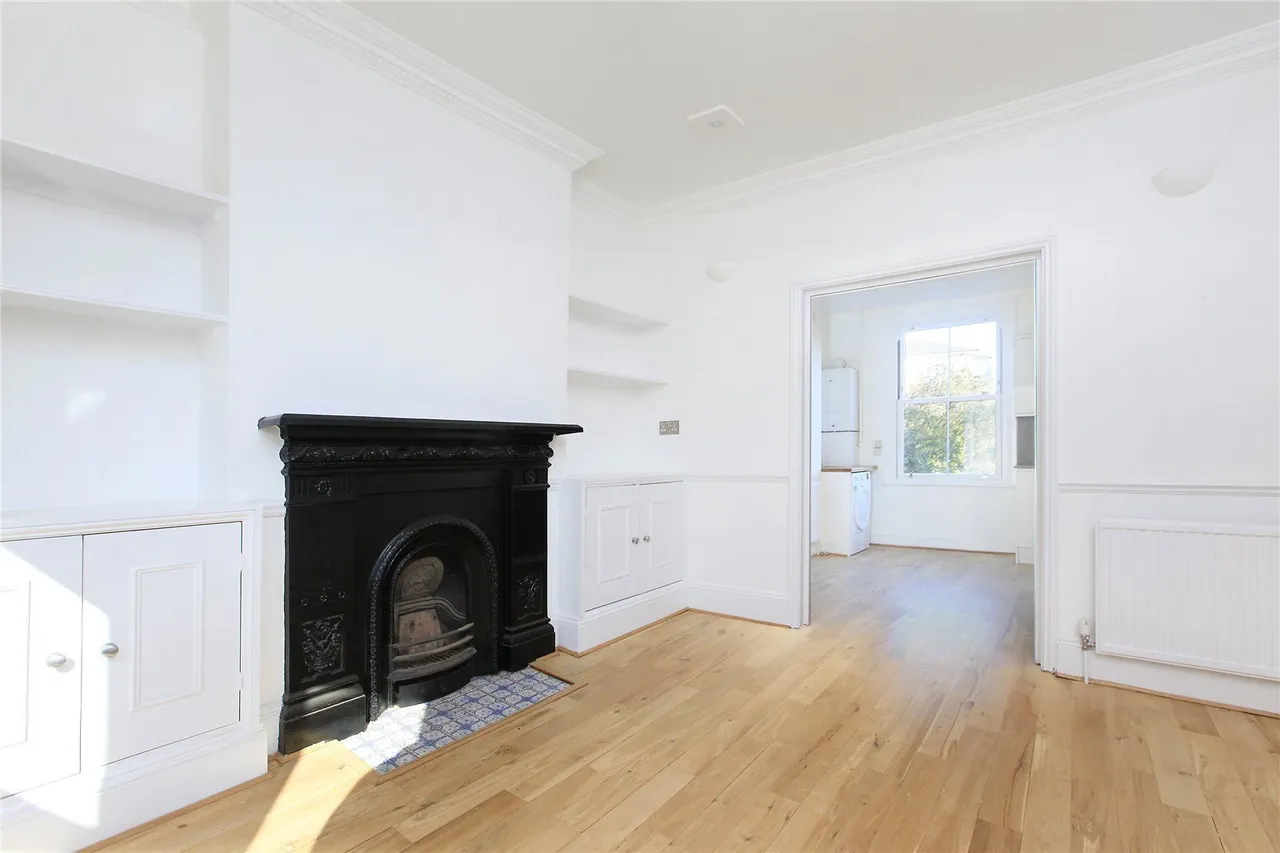 Ferndale Road, London, SW4, photo 10